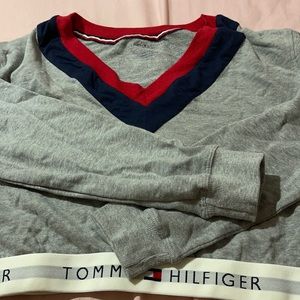 Tommy Hilfiger Cropped Sweater